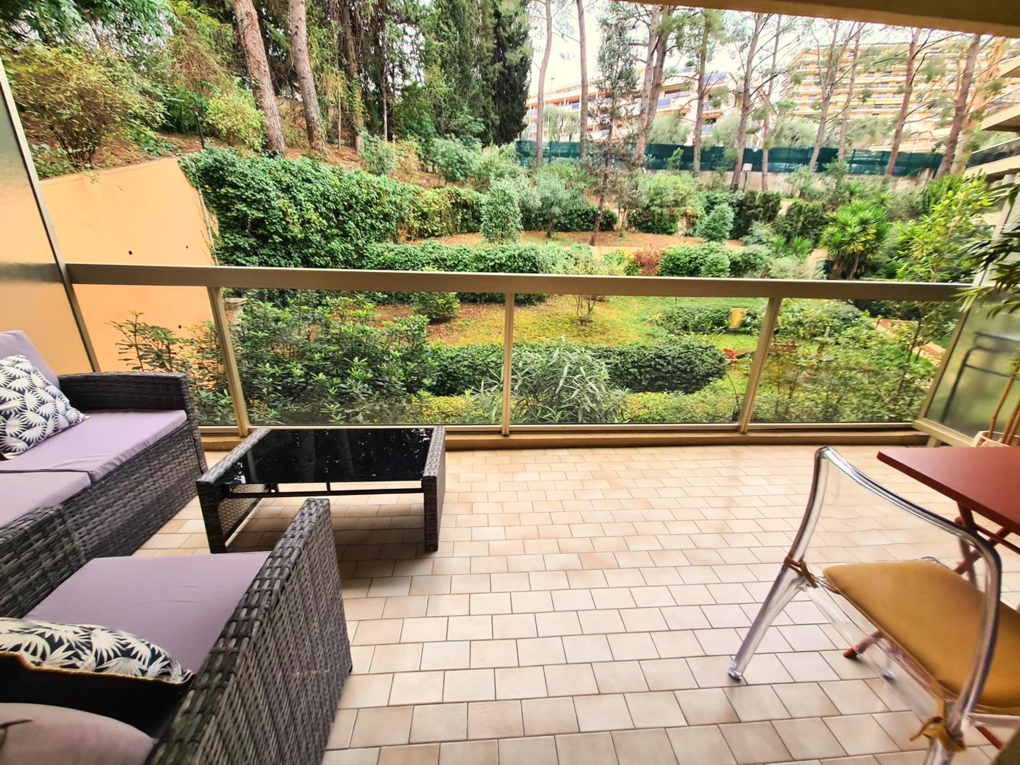 Studio Grande Terrasse A 5 Min De La Mer Nice Ngoại thất bức ảnh